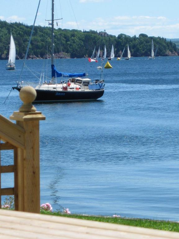 Dunlop Inn Baddeck Inlet Eksteriør billede